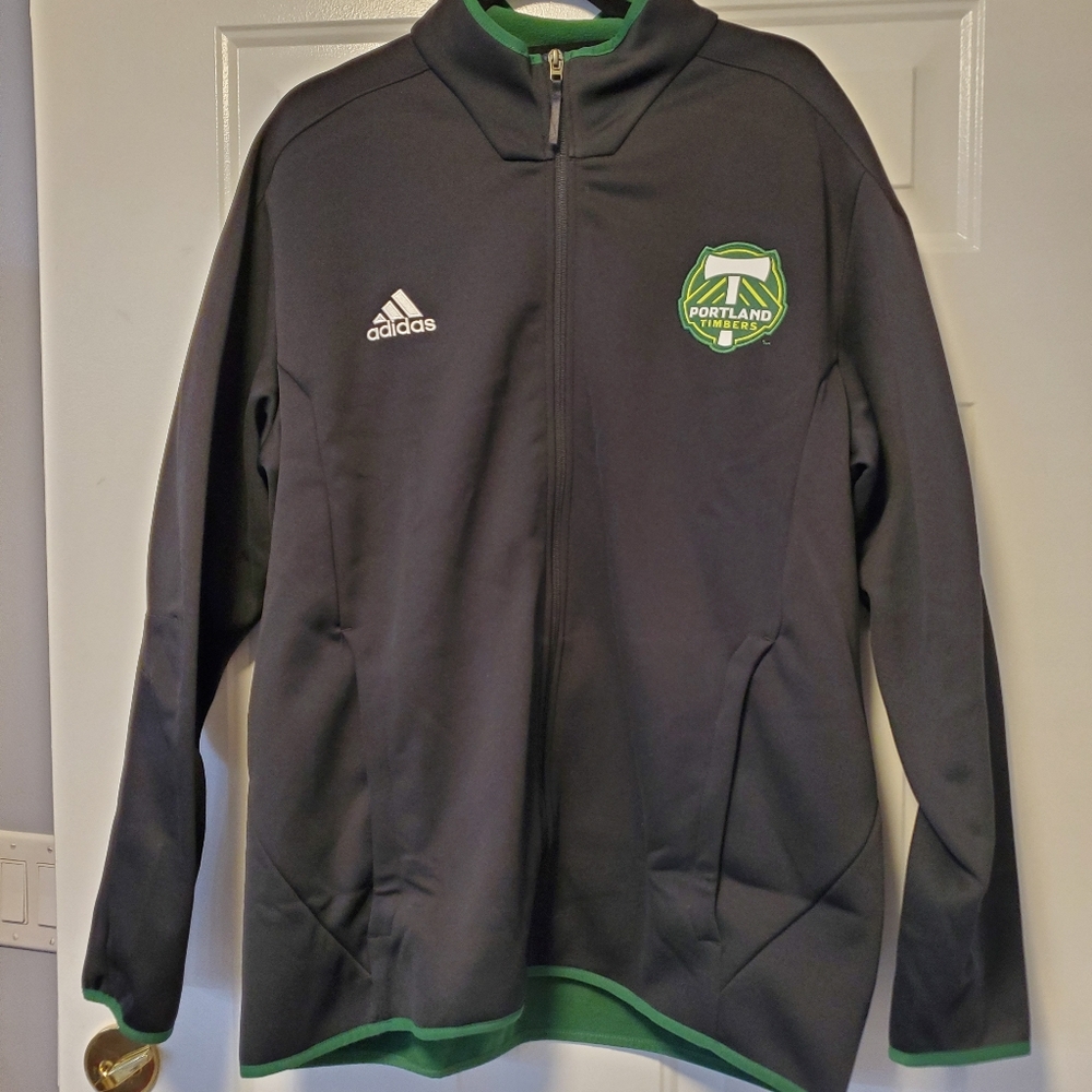 Full zip sweatshirt